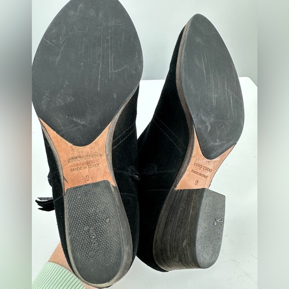 Aquatalia Black Booties Small Heel Suede Leather Womens 9 - Picture 11 of 11